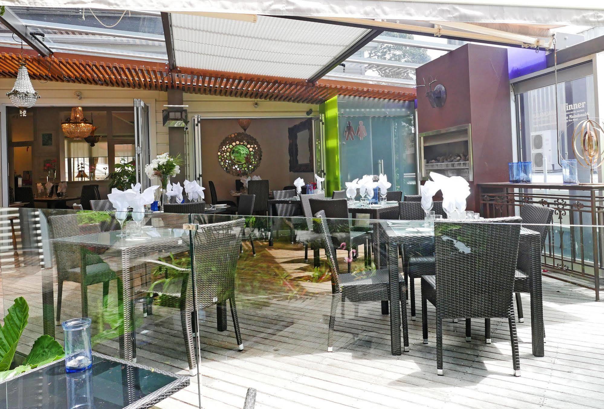 Nice Hotel New Plymouth Exterior photo