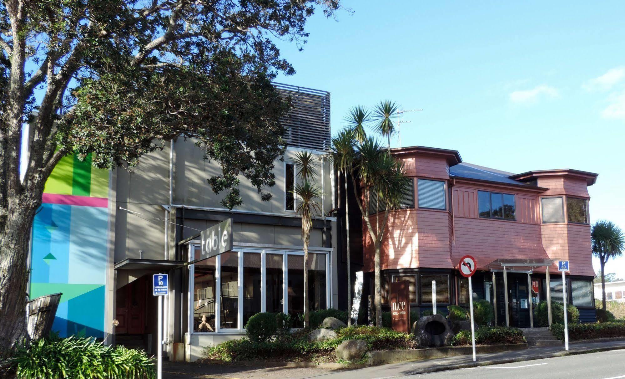 Nice Hotel New Plymouth Exterior photo